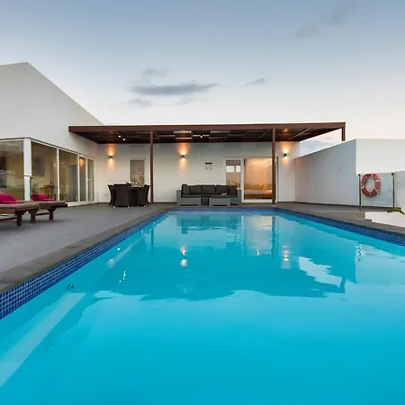 Deluxe Iii * Playa Blanca (Lanzarote)