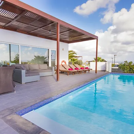 Deluxe Iii Villa *
